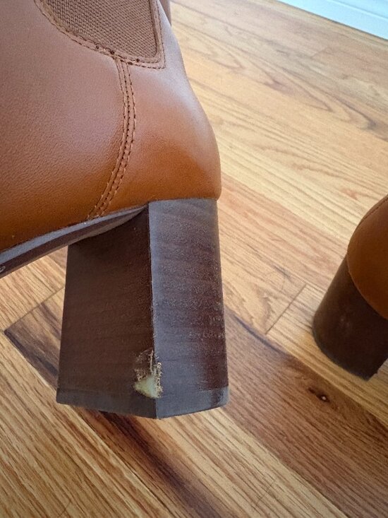 Madewell Laura Chesea Boot | Tan | Size 9 - Picture 5 of 5